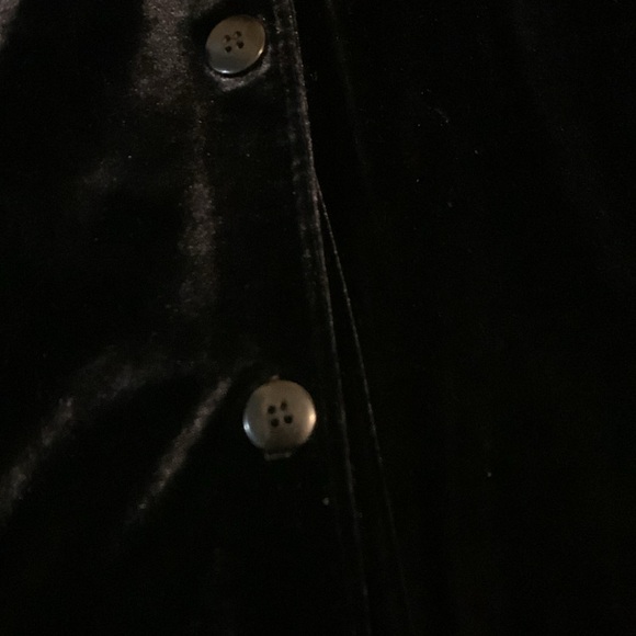 Vintage 90s Soft Black Velvet Button Up Blouse Size Medium Relaxed Fit - Picture 4 of 6